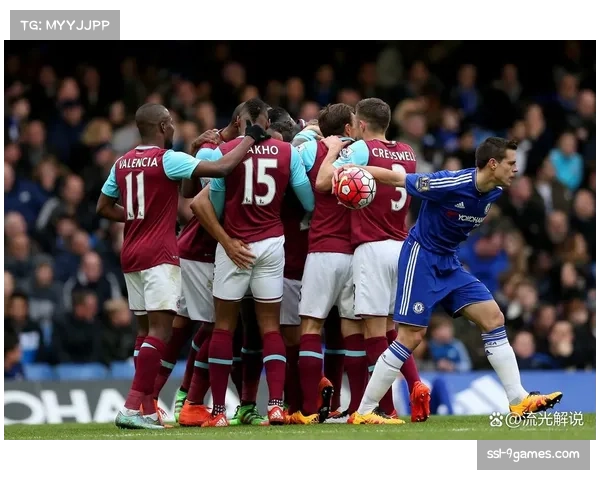 战术趋势回顾：追溯2025-26赛季英超“4222阵型”复兴与其中的双后腰配置